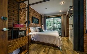 Hotel Oxú&Gampling Solo adultos